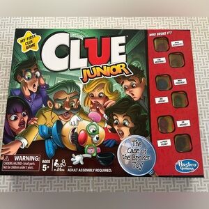 EUC Hasbro Clue Junior - Green and Red Mystery Board Game for Kids - Ages 5+